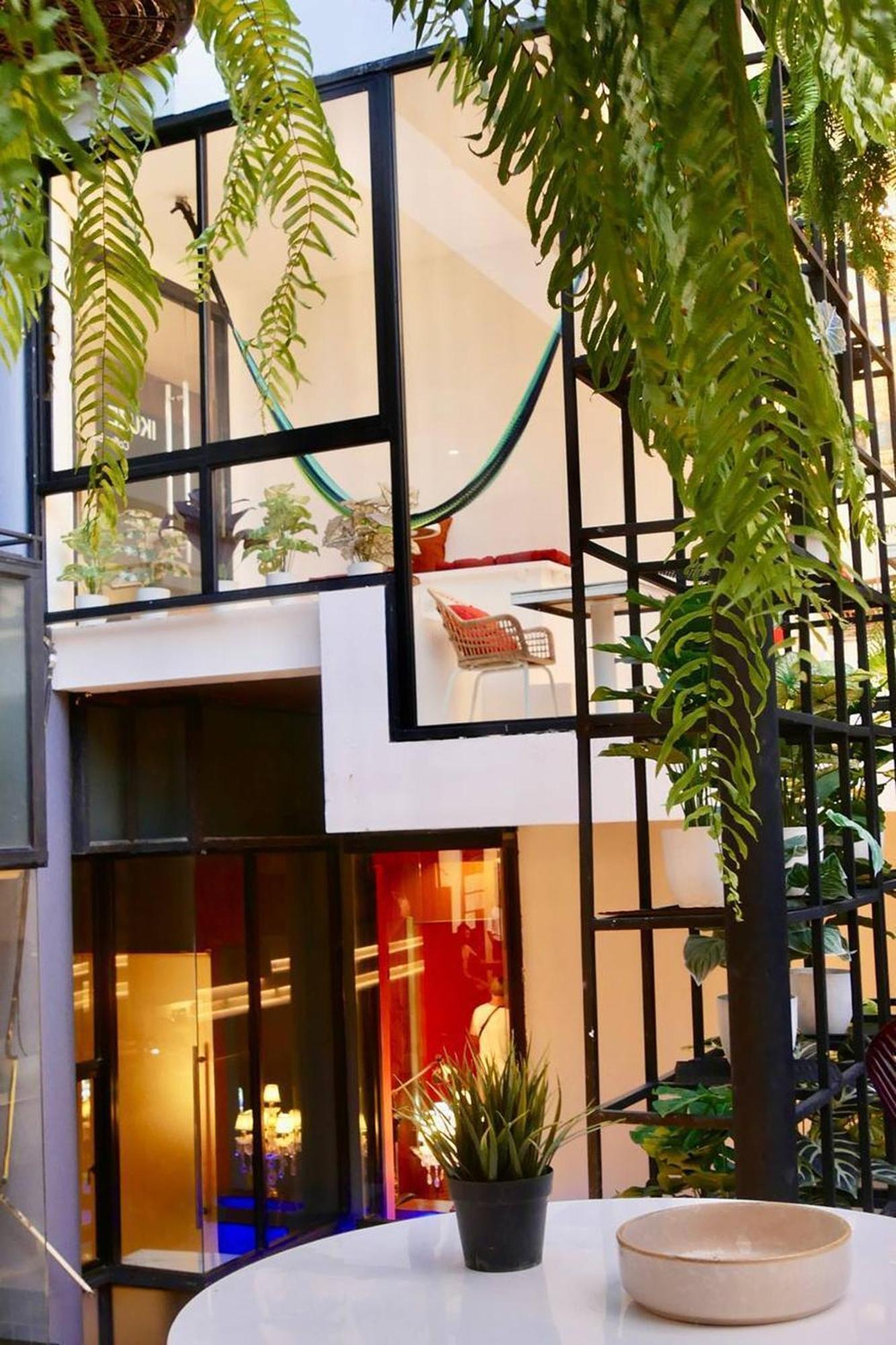 Blu Cabin Ari Stylish Gay Poshtel Bangkok Exterior photo