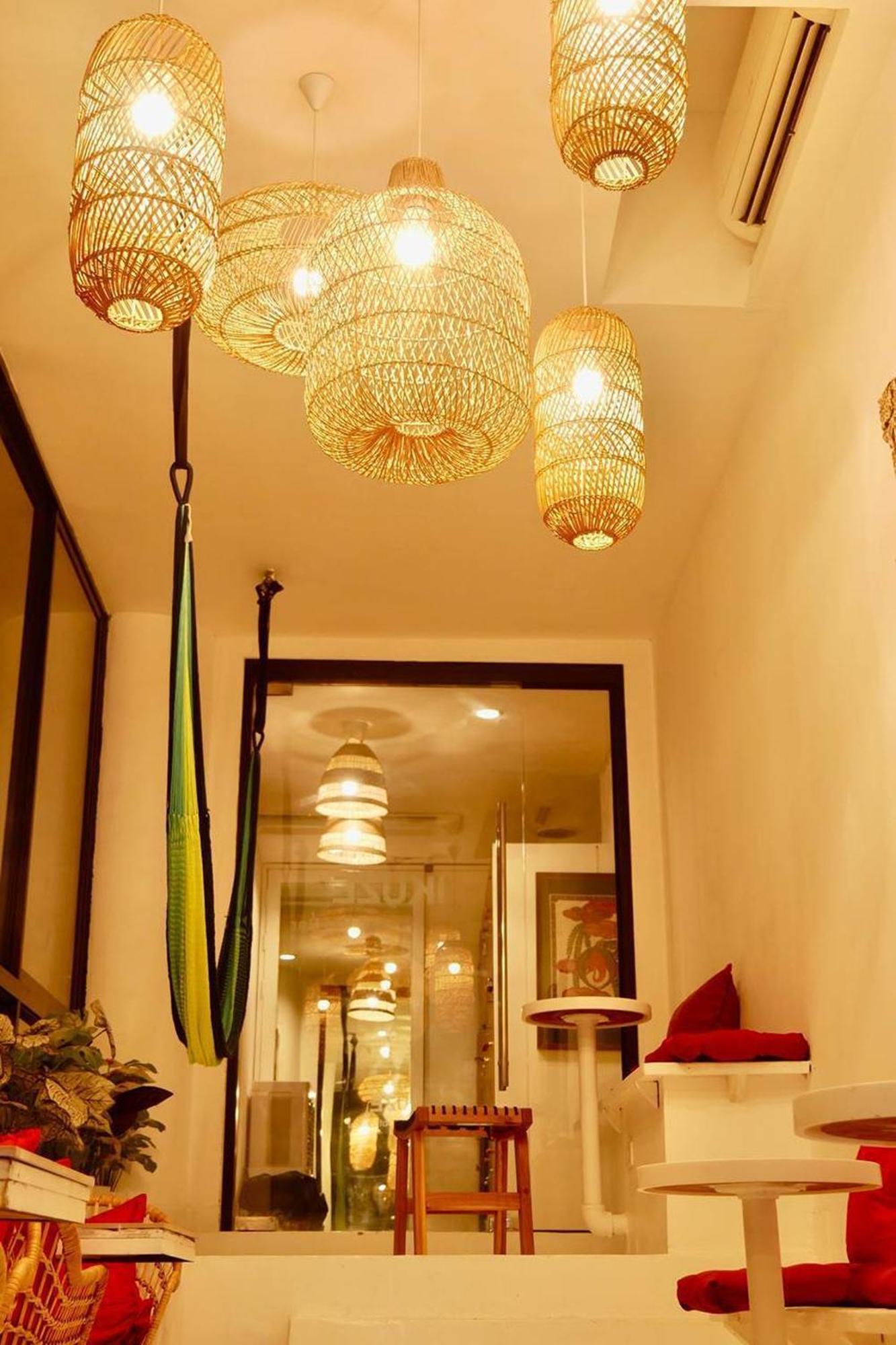 Blu Cabin Ari Stylish Gay Poshtel Bangkok Exterior photo