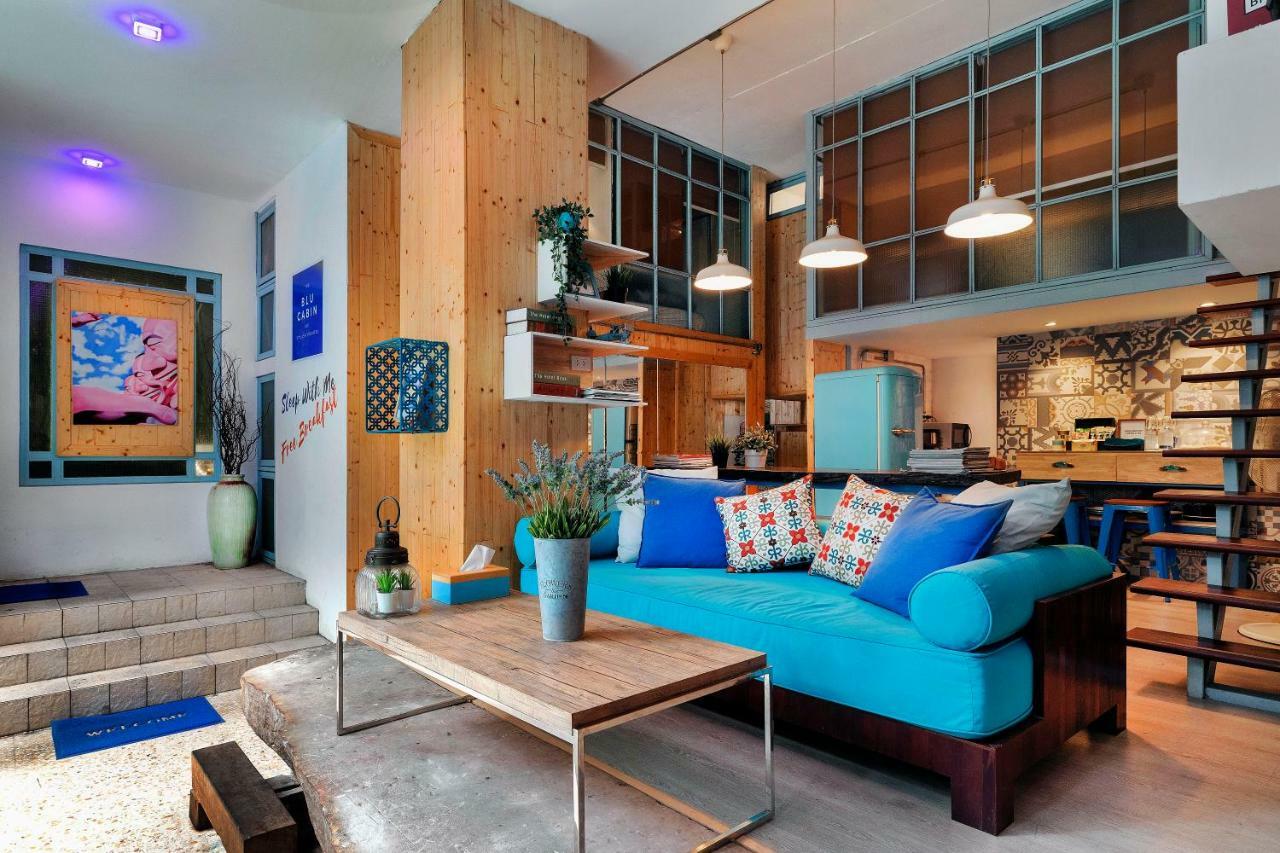 Blu Cabin Ari Stylish Gay Poshtel Bangkok Exterior photo
